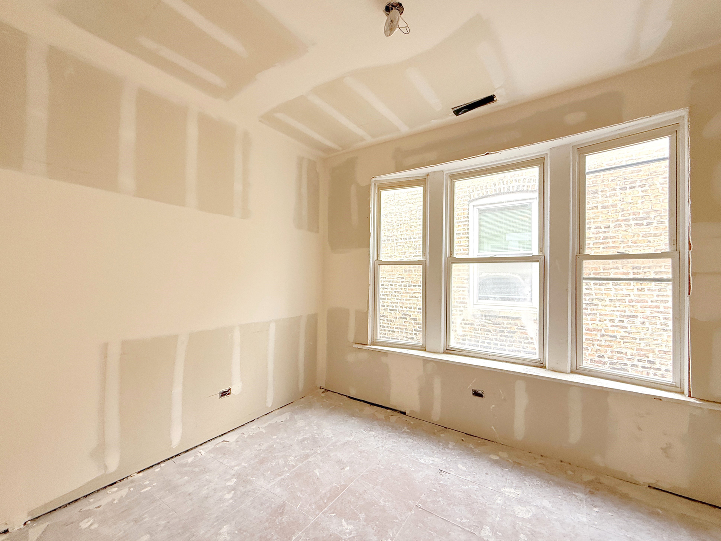 5423 S Wabash Avenue Property Photo 15