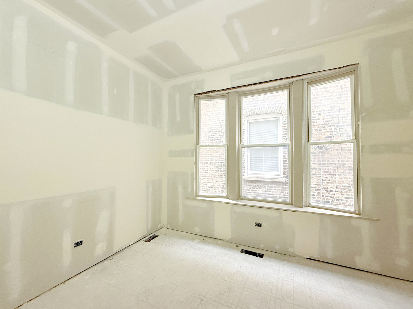 5423 S Wabash Avenue Property Photo 28