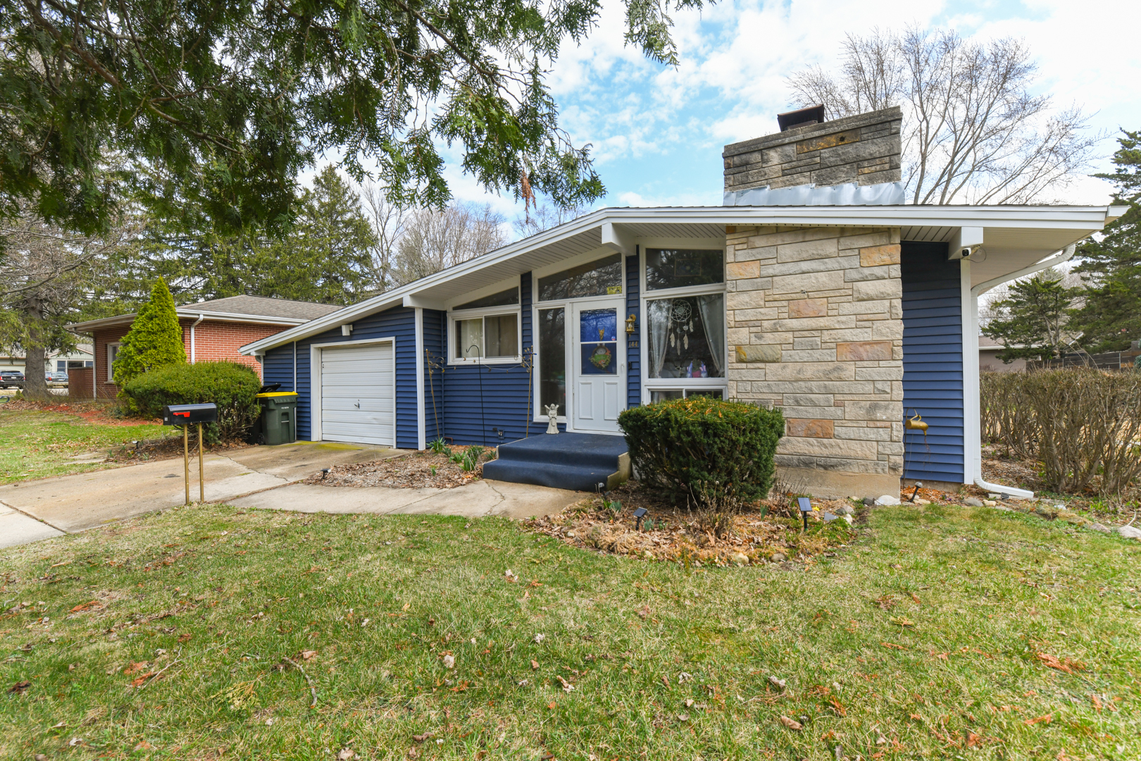 144 Crestwood Drive Property Photo 1