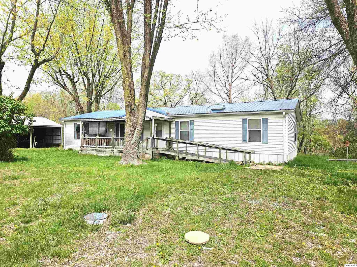2823 N 950th Ave. Property Photo 1