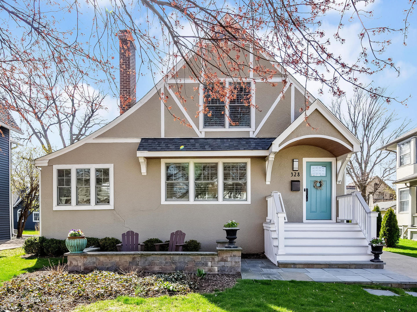 328 S Kensington Avenue Property Photo