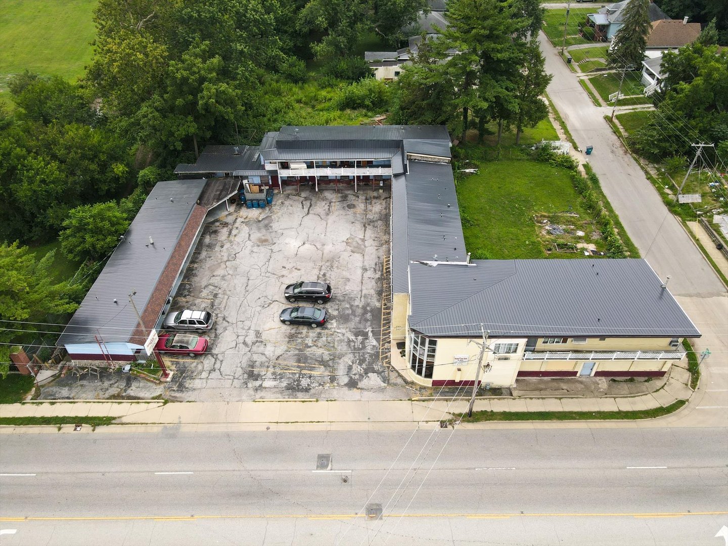 1824 E Main Street Property Photo