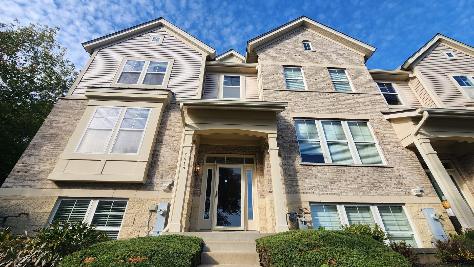 Real Estate Main Image