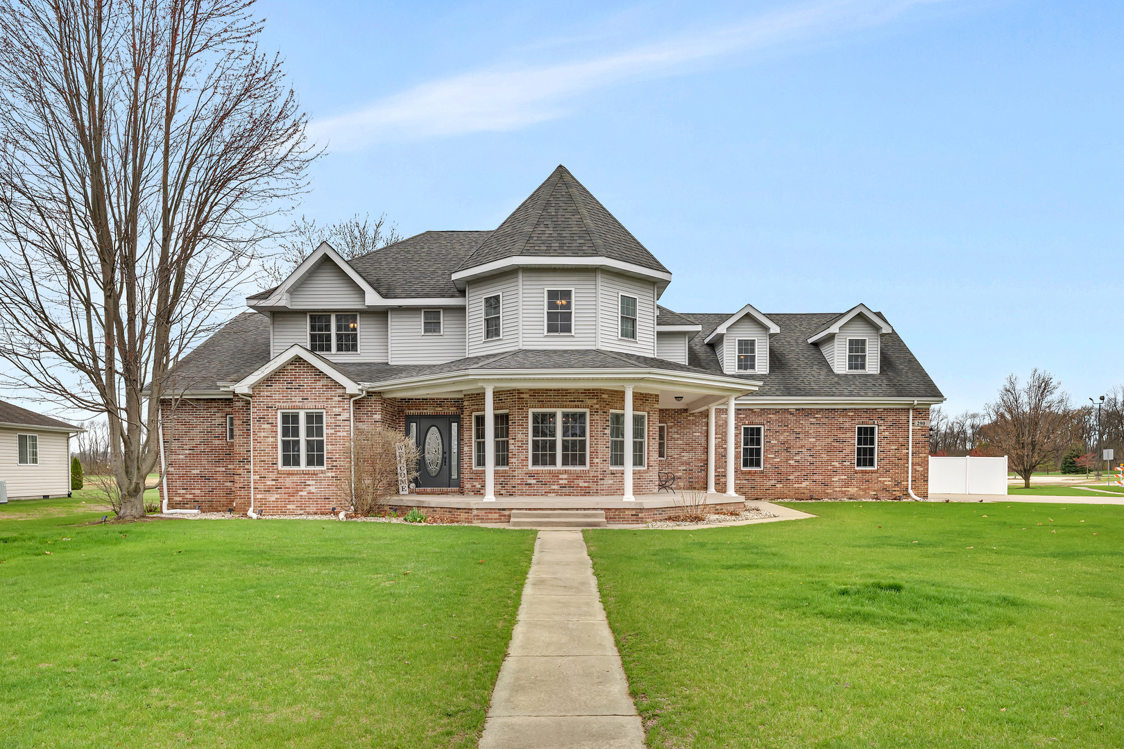 290 Highpoint Drive Property Photo