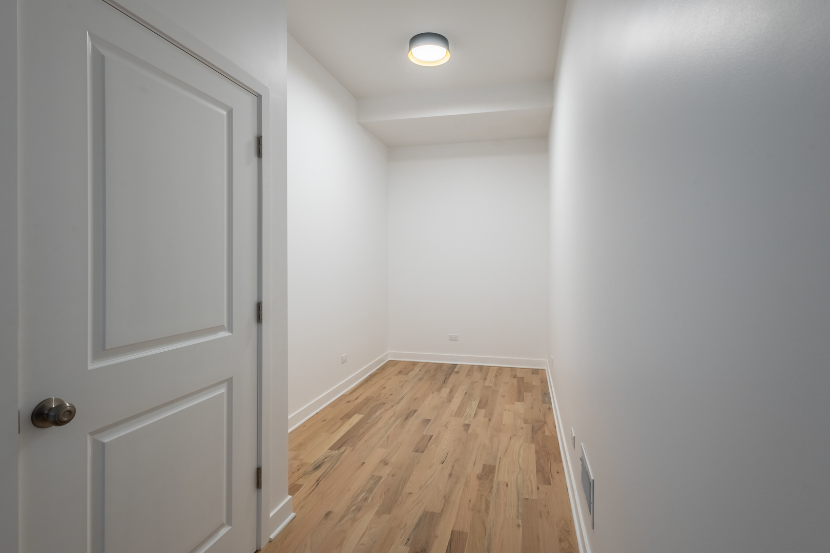 1344 W Ohio Street Property Photo 25