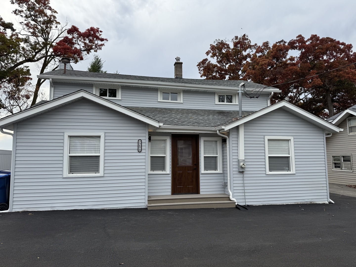 33670 N Lake Shore Drive Property Photo 1
