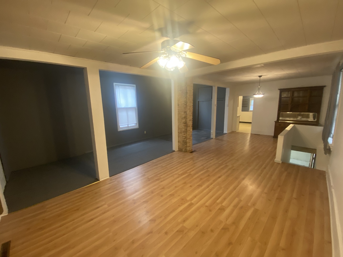 1717 N Mozart Avenue Property Photo 5