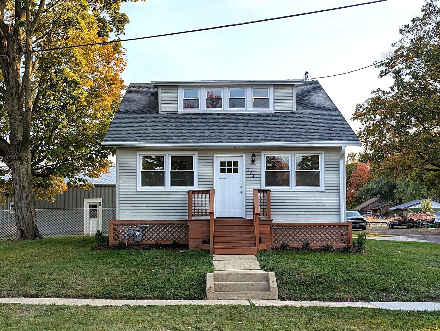 124 W Middle Street Property Photo