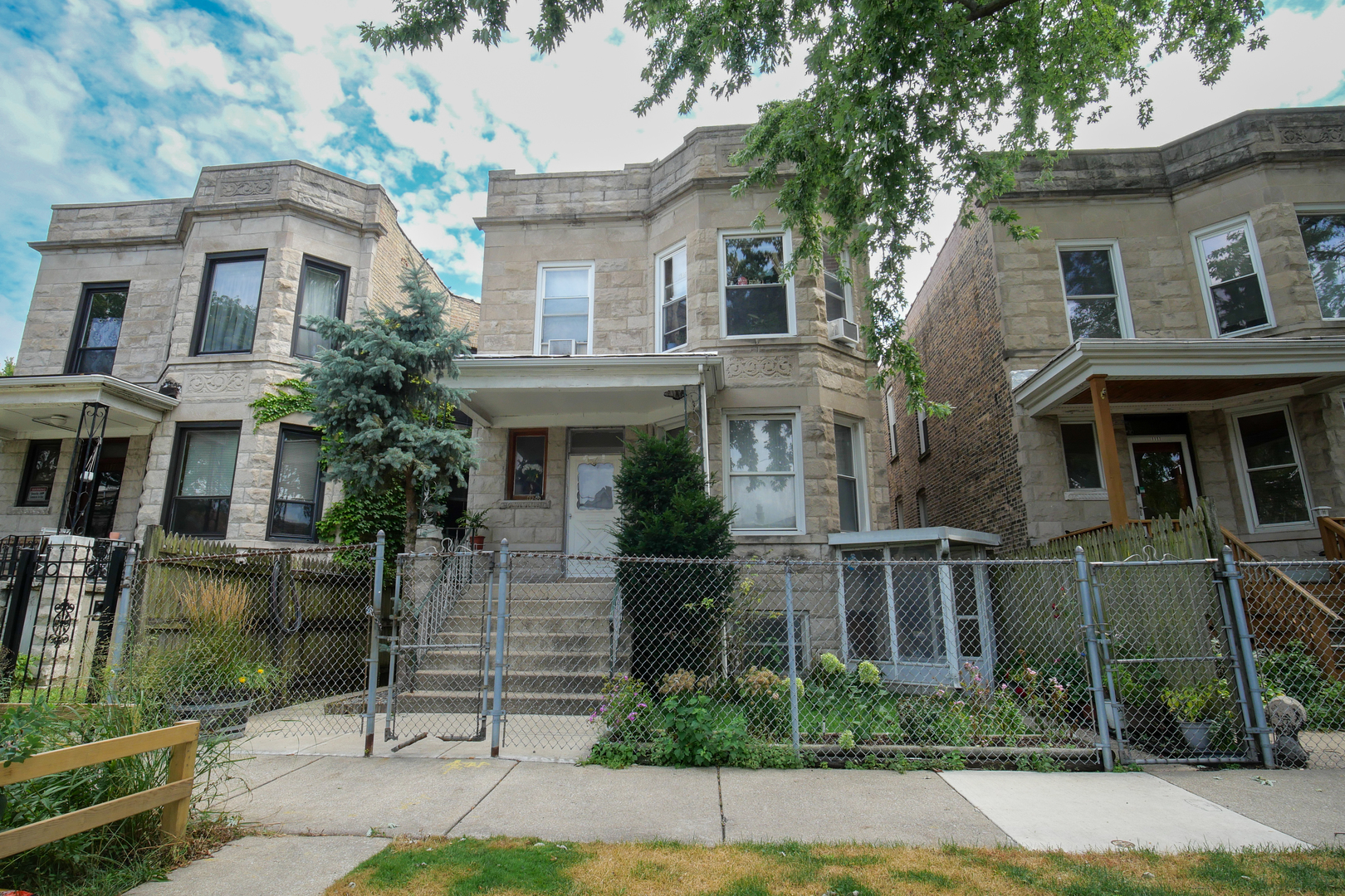 1115 N Spaulding Avenue Property Photo 1