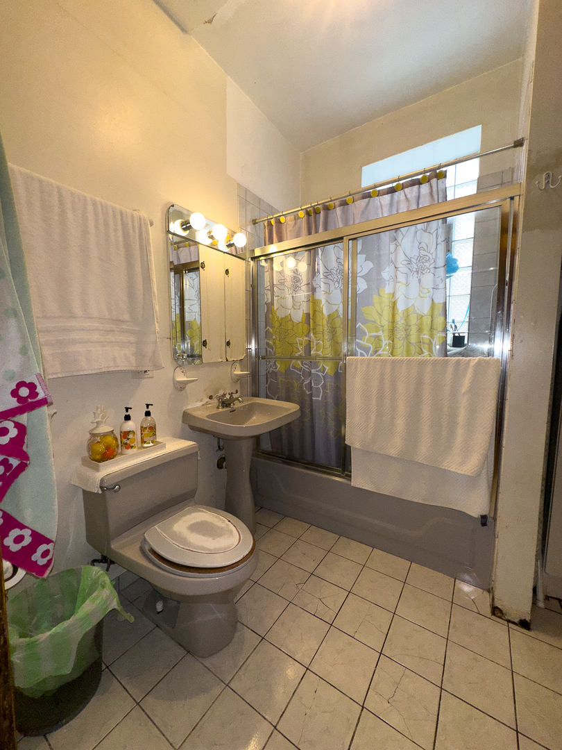 1115 N Spaulding Avenue Property Photo 22