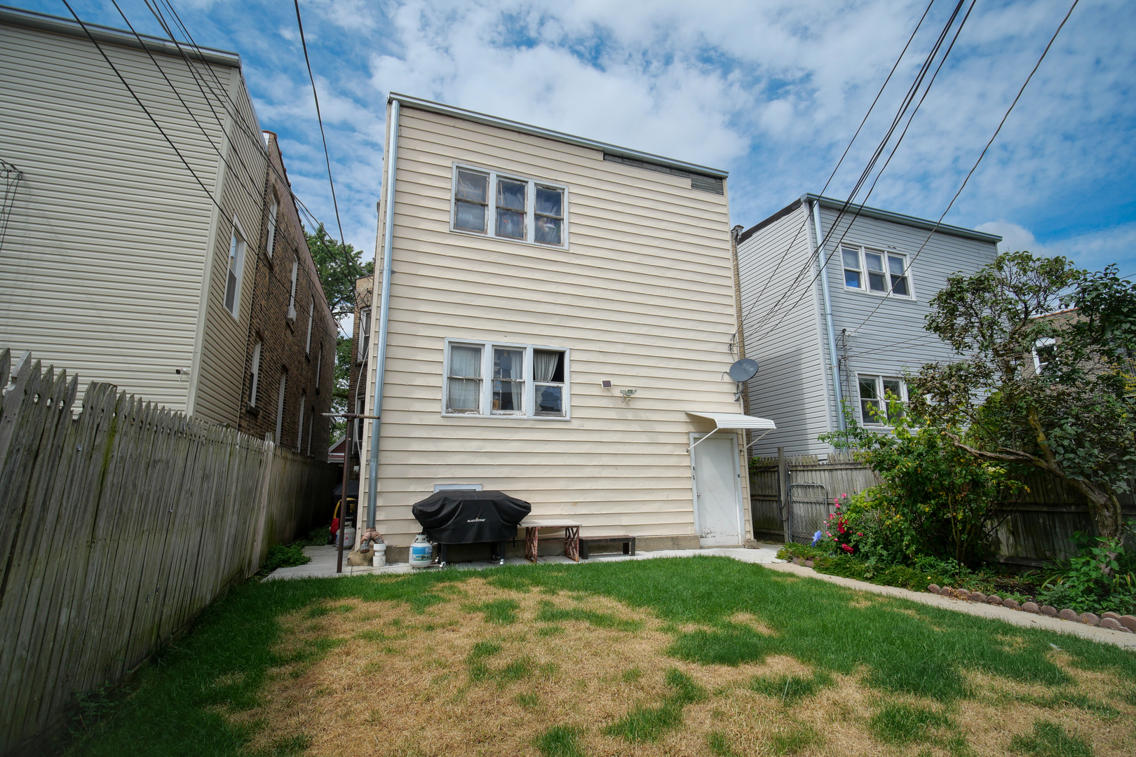 1115 N Spaulding Avenue Property Photo 24