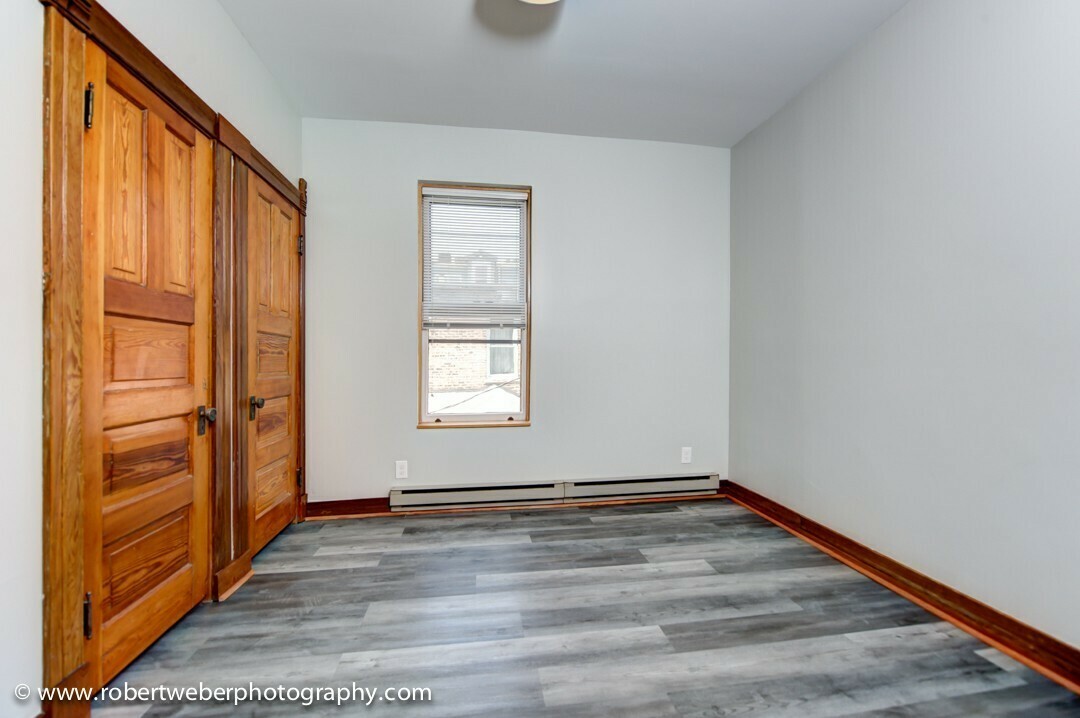 917 Pleasant Street Property Photo 17