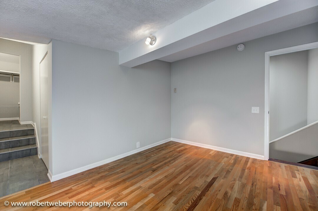 917 Pleasant Street Property Photo 24