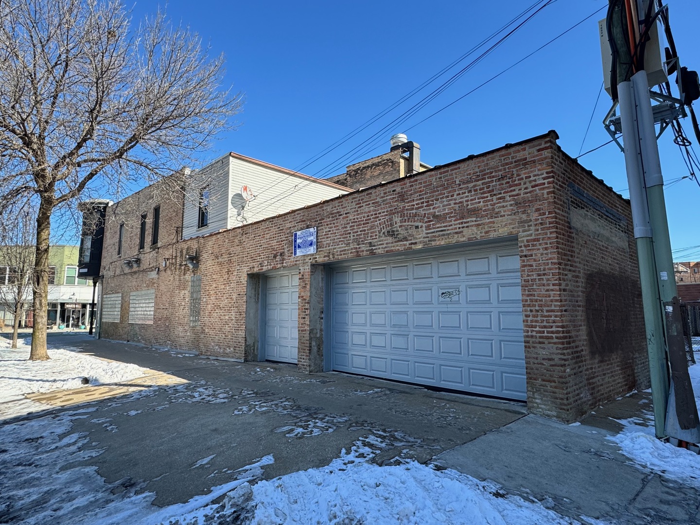 1850-52 N Milwaukee Avenue Property Photo 4
