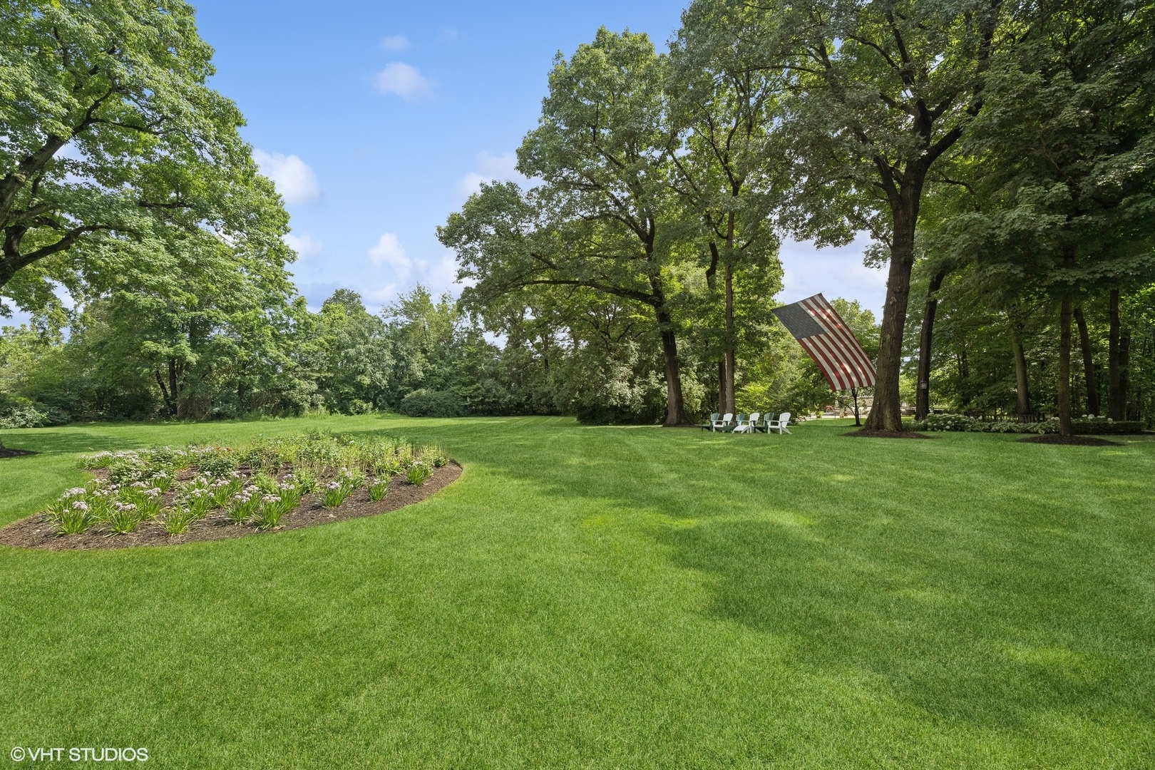 875 Country Club Road Property Photo 5