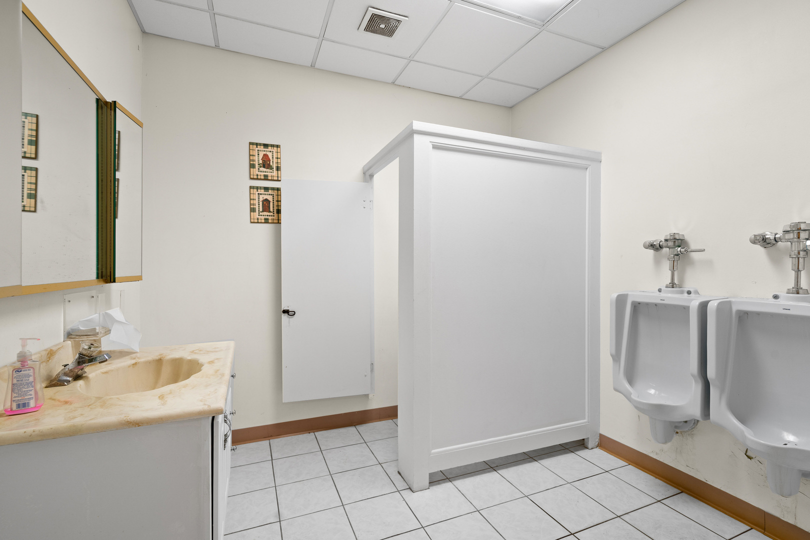 5844 N Milwaukee Avenue Property Photo 39