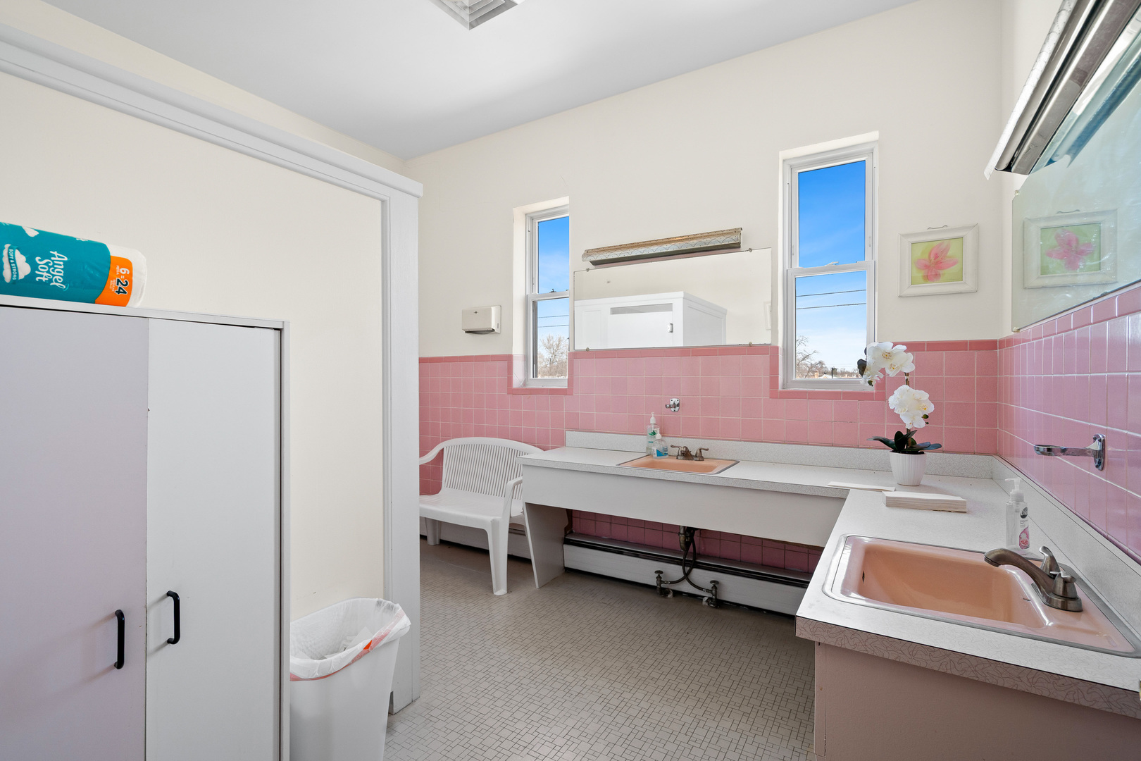 5844 N Milwaukee Avenue Property Photo 40