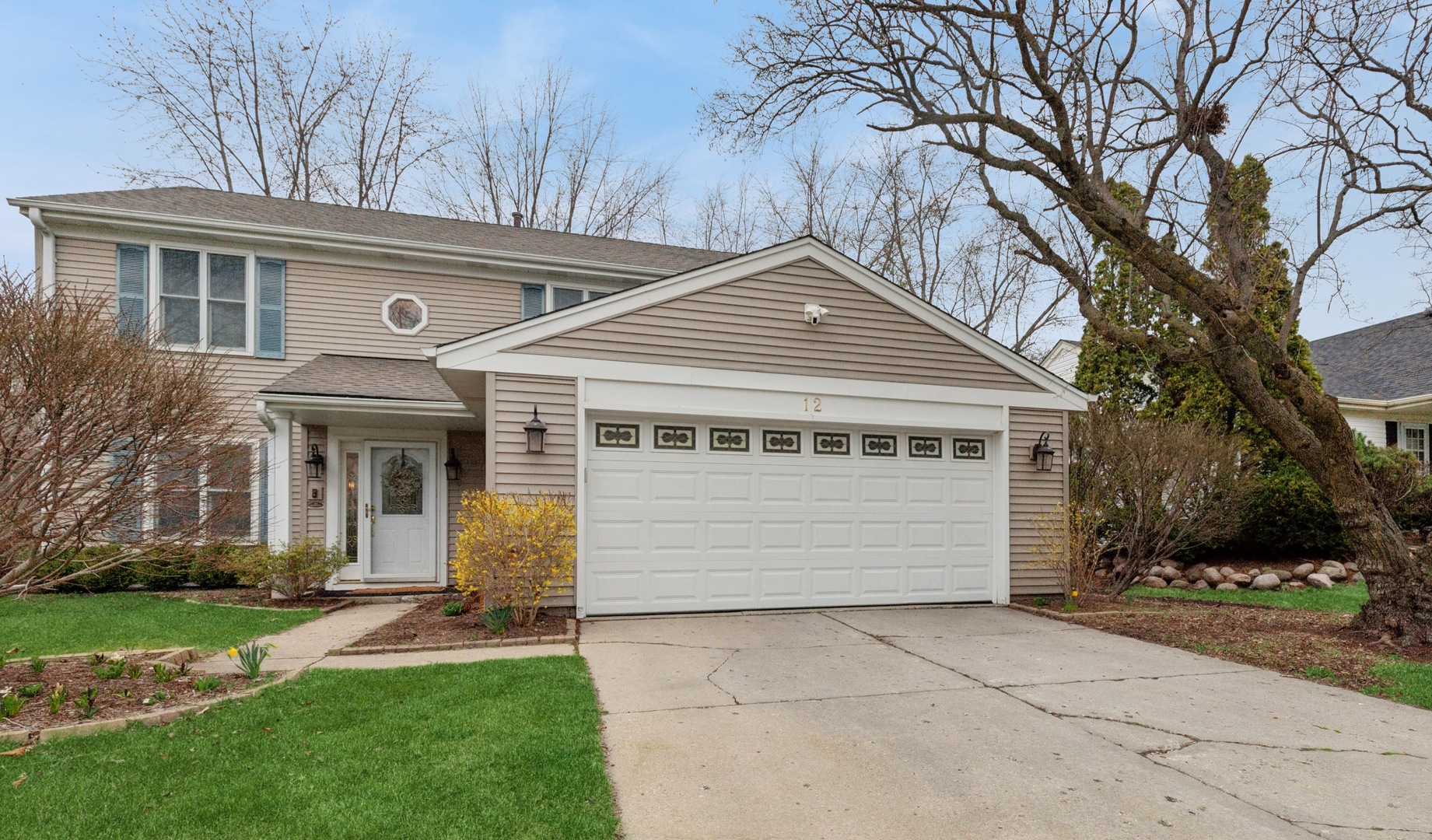 12 Lindon Lane Property Photo 1