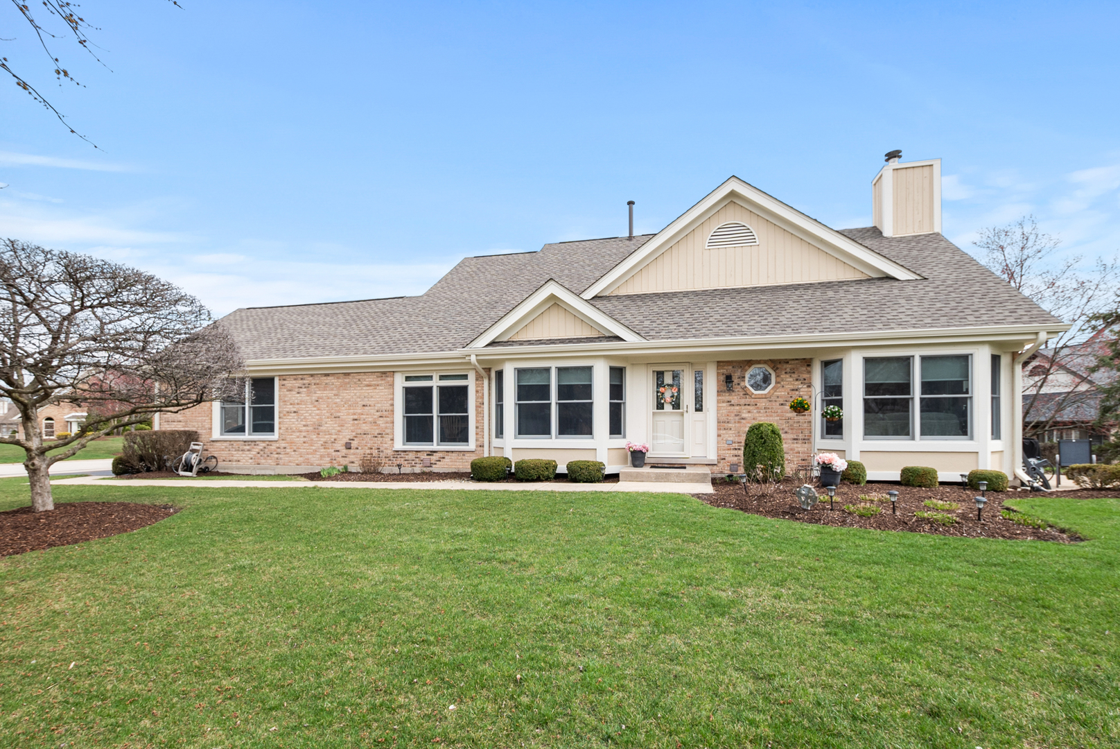 10709 Hollow Tree Road Property Photo 1