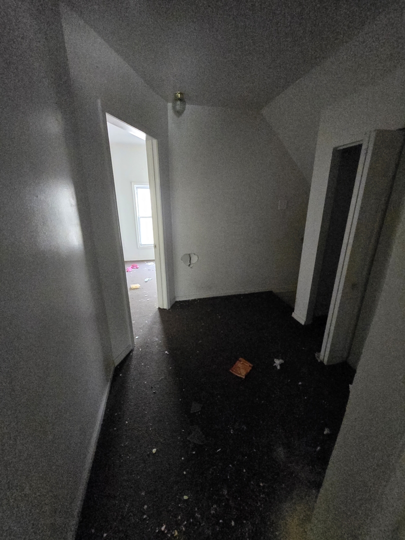 10616 S Lafayette Avenue Property Photo 16