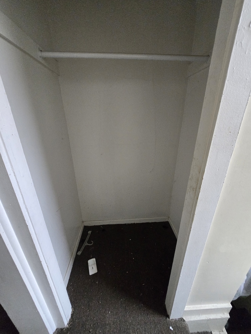 10616 S Lafayette Avenue Property Photo 17