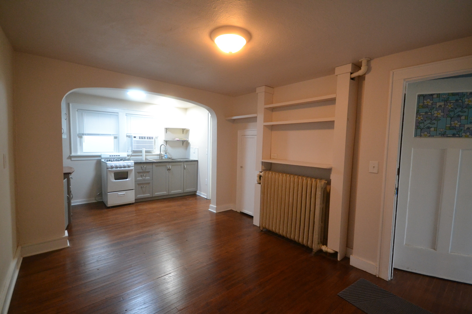 705 N 6th Street Property Photo 2