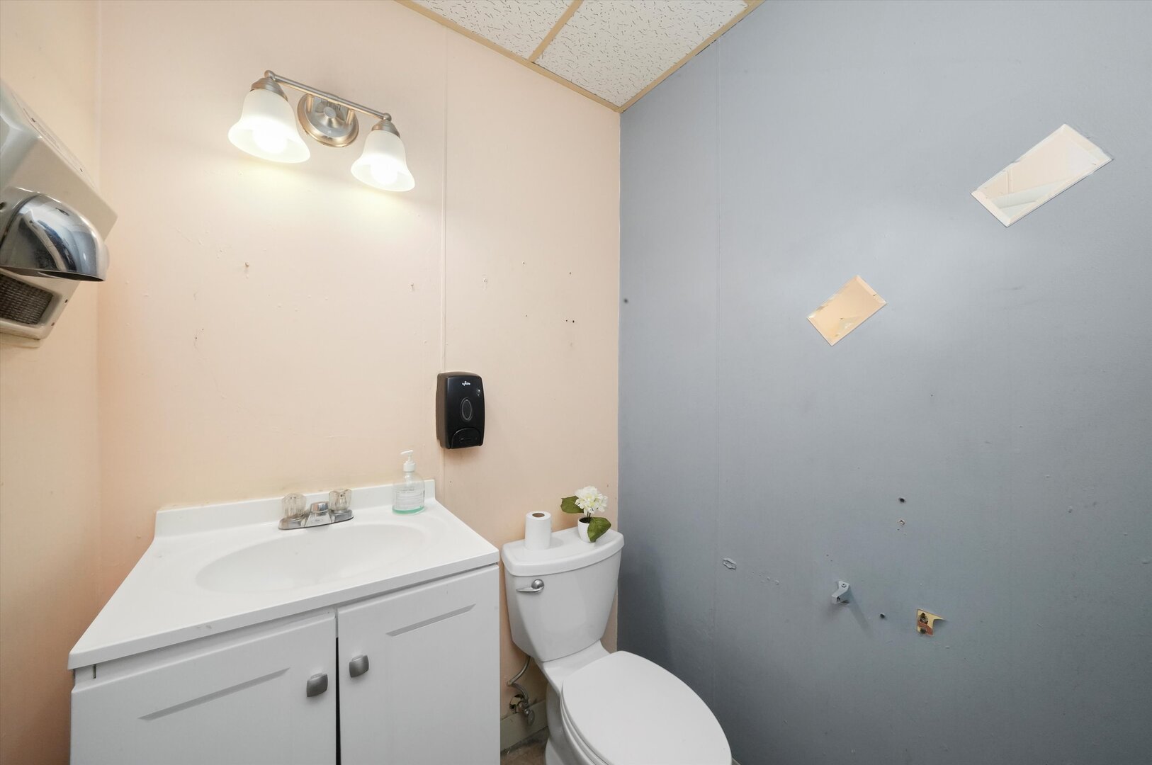 6309 W Grand Avenue Property Photo 23