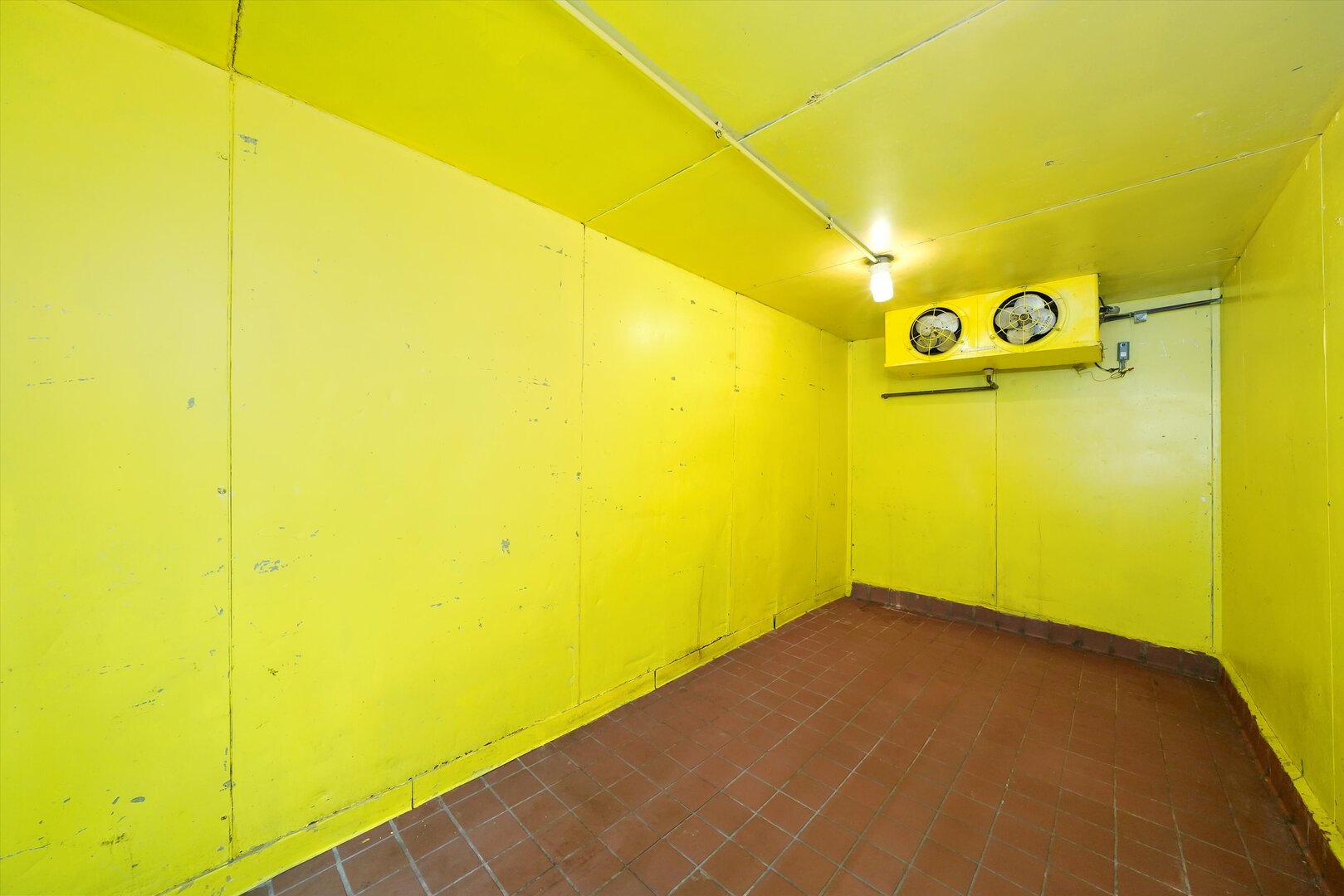 6309 W Grand Avenue Property Photo 24