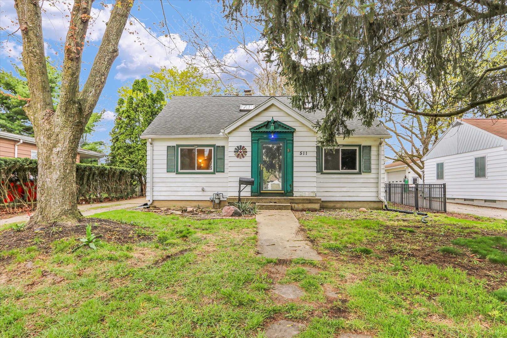 511 S Russell Street Property Photo