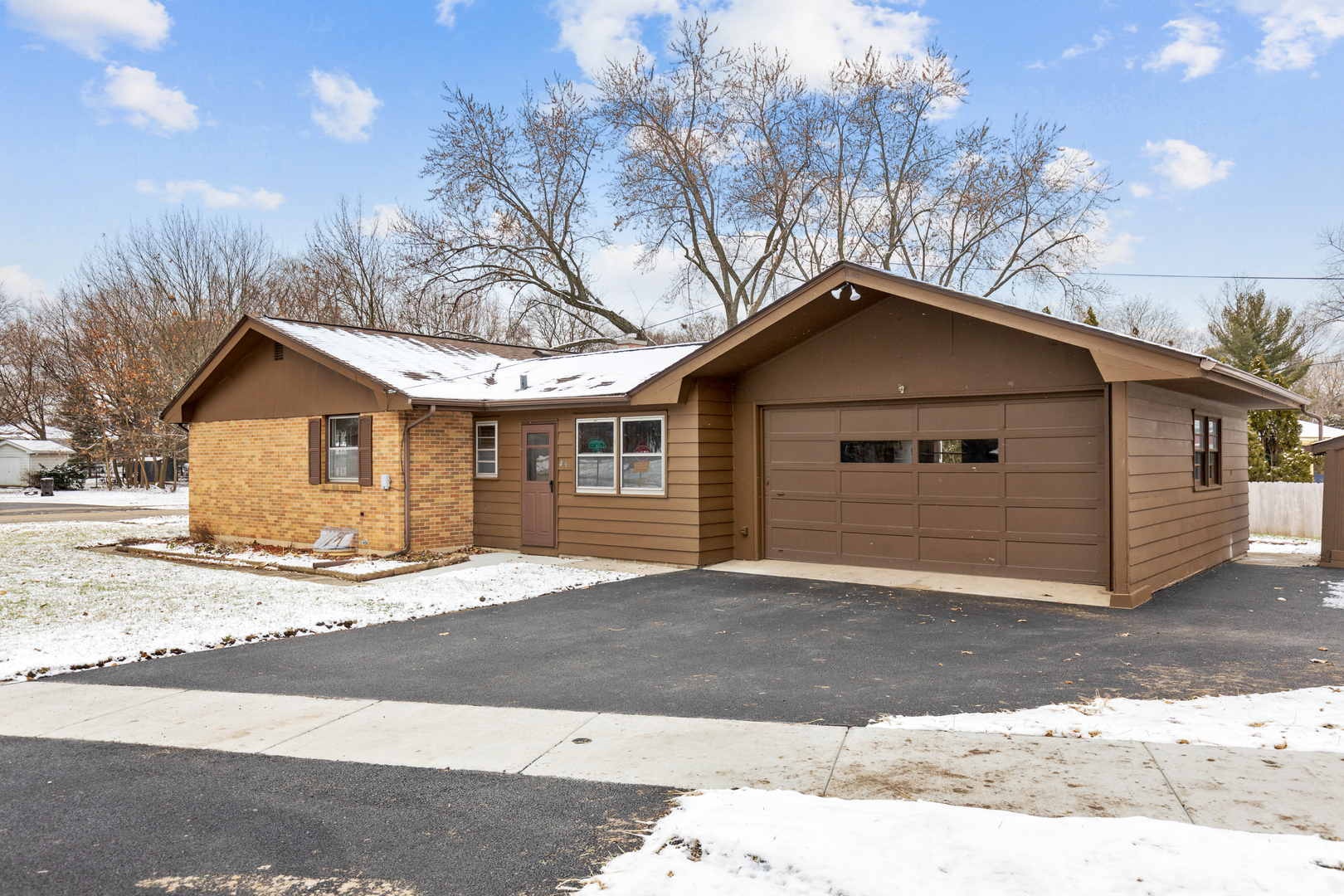 406 Lake Avenue Property Photo