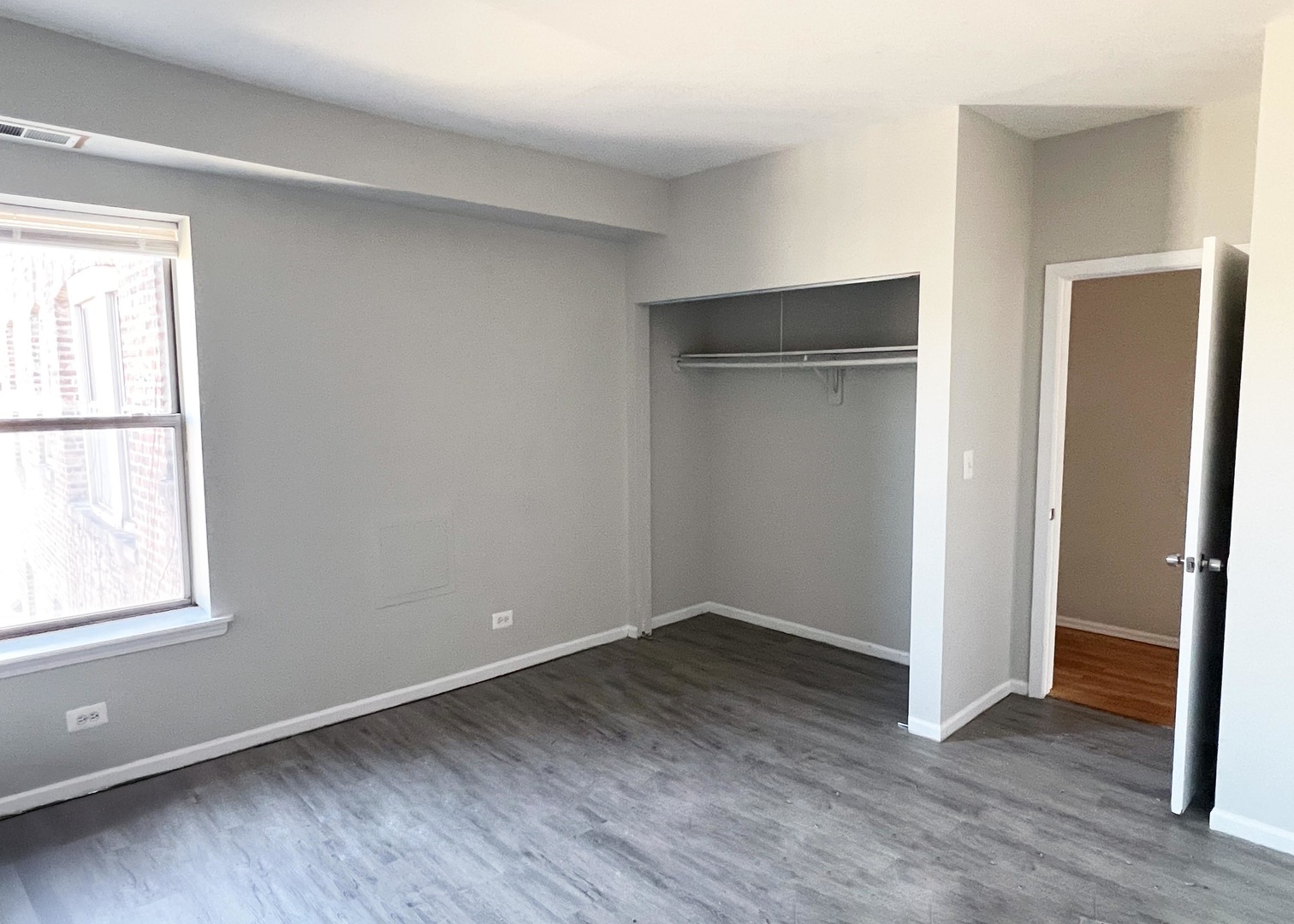 6143 S Woodlawn Avenue 1 Property Photo 8