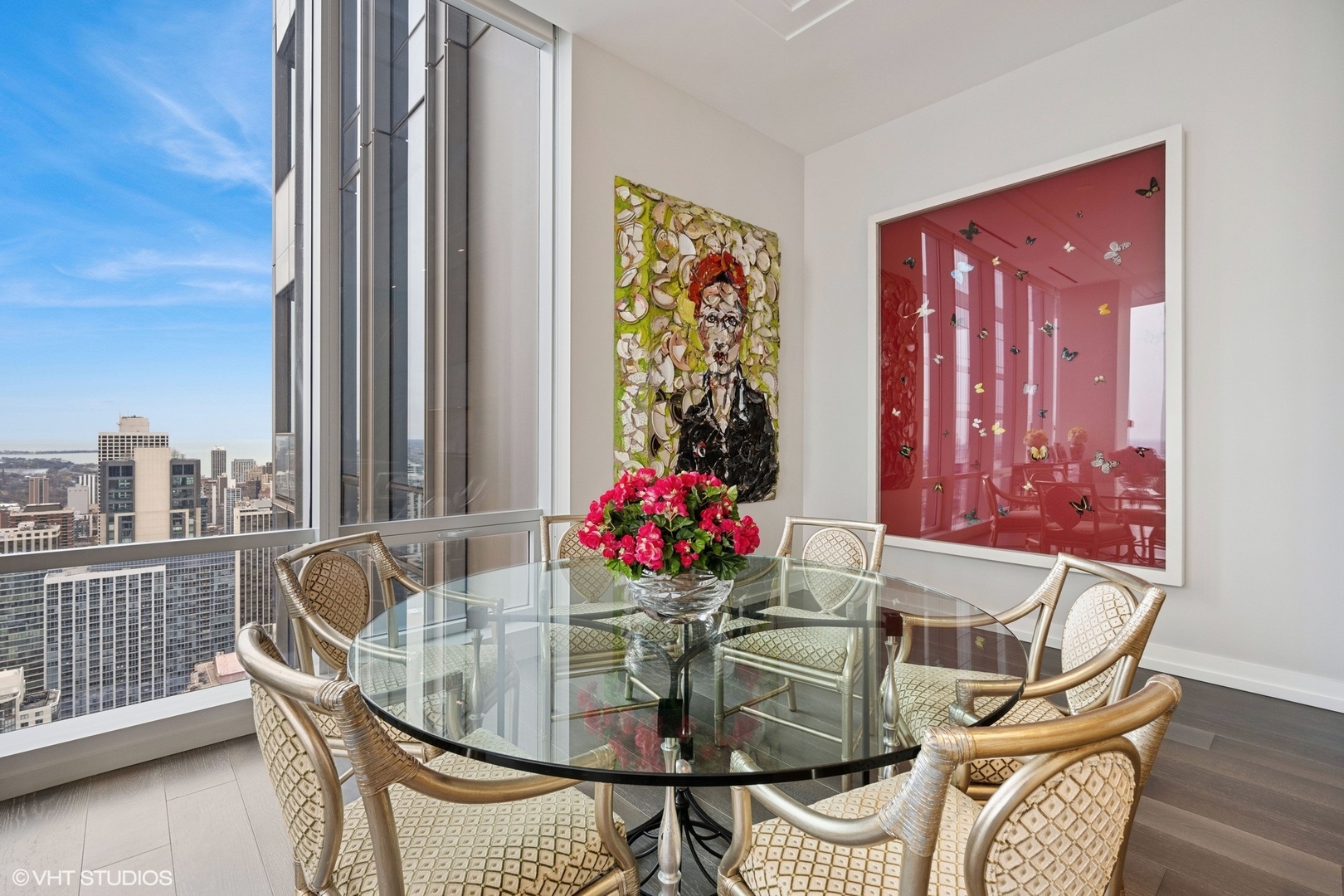 14 W Superior Street 4403 Property Photo 9