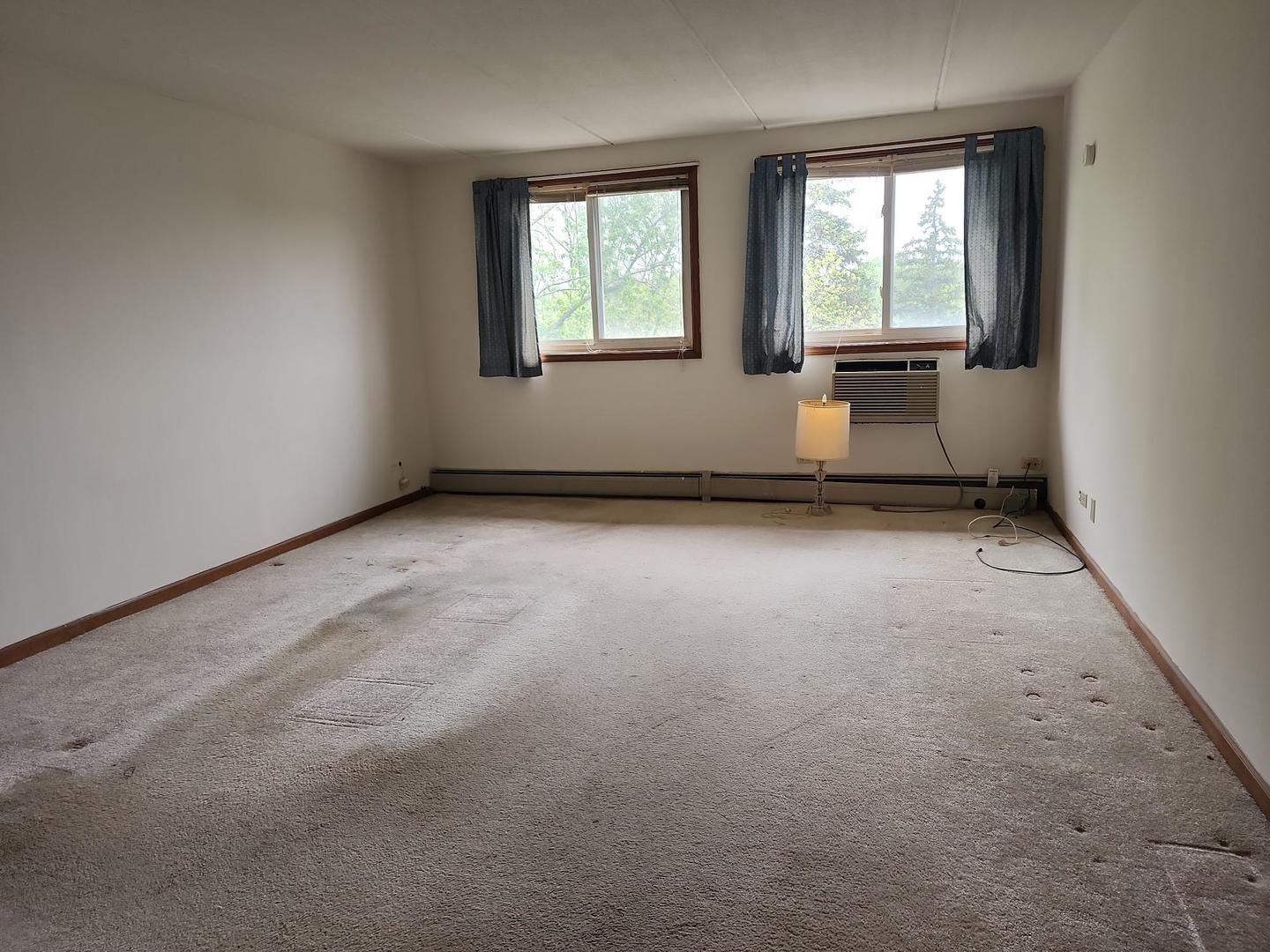 5011 S Valley Lane 409 Property Photo 5