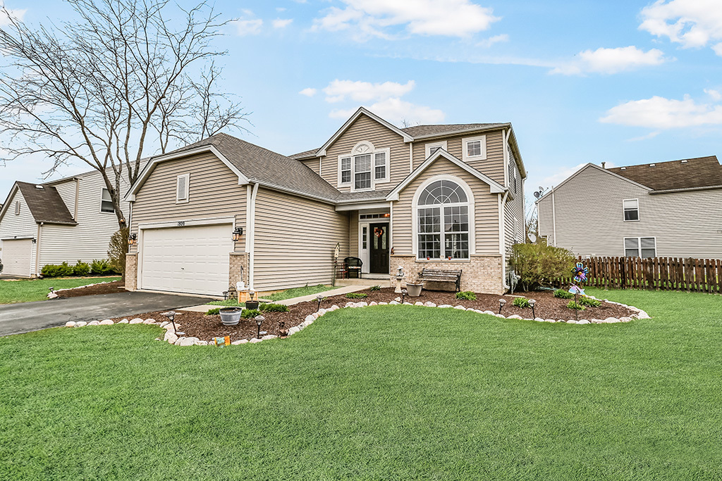1800 Westbrook Court Property Photo 1