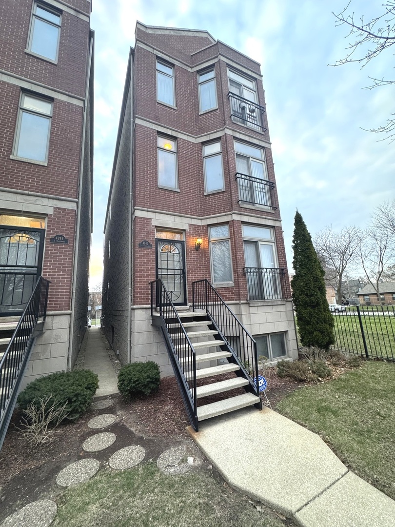 4242 S Vincennes Avenue 2 Property Photo 2