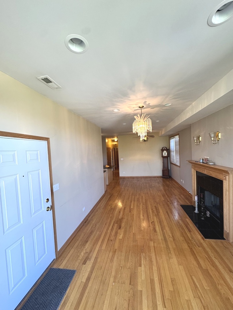 4242 S Vincennes Avenue 2 Property Photo 5