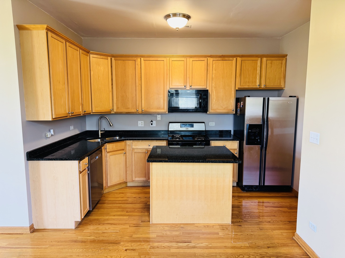 4242 S Vincennes Avenue 2 Property Photo 7
