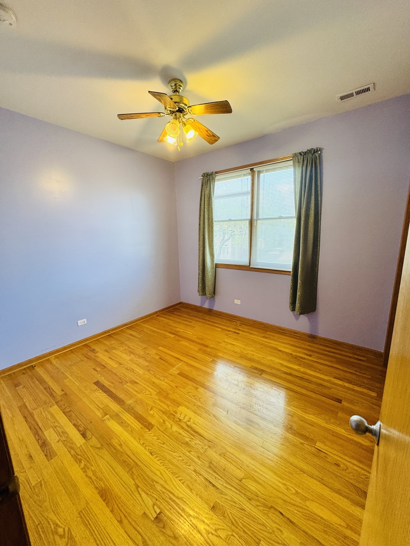4242 S Vincennes Avenue 2 Property Photo 12