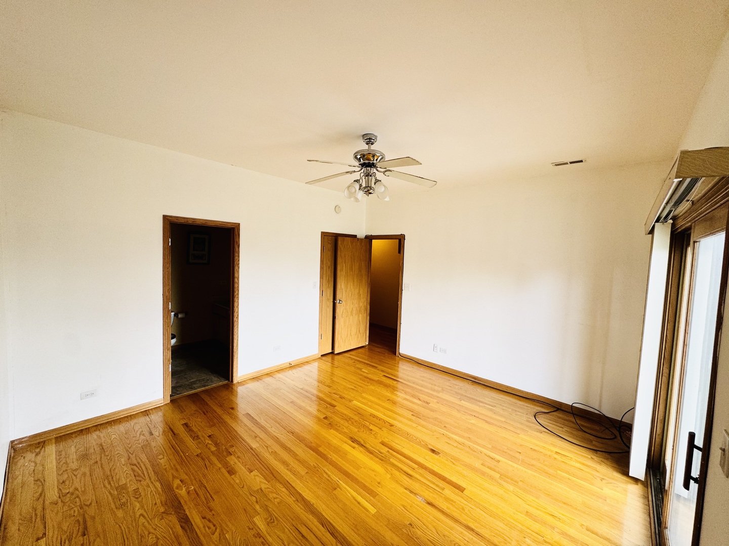 4242 S Vincennes Avenue 2 Property Photo 15