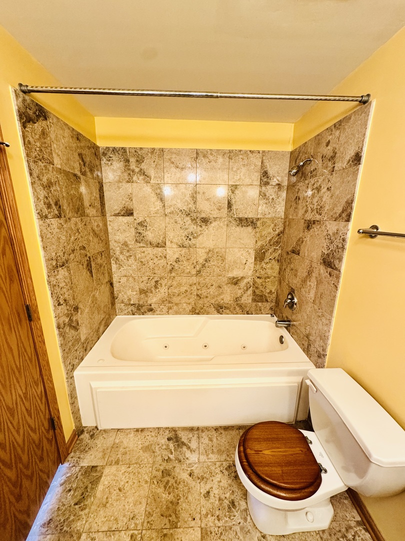4242 S Vincennes Avenue 2 Property Photo 17