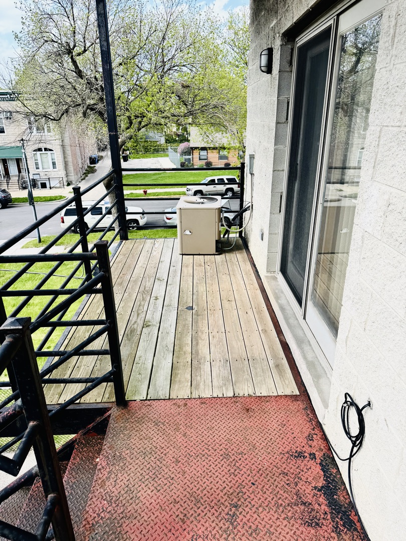 4242 S Vincennes Avenue 2 Property Photo 18