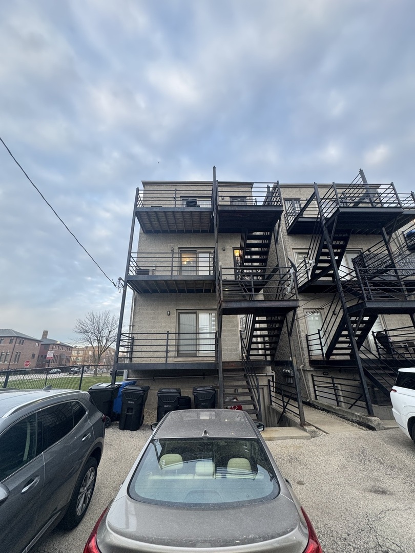 4242 S Vincennes Avenue 2 Property Photo 22