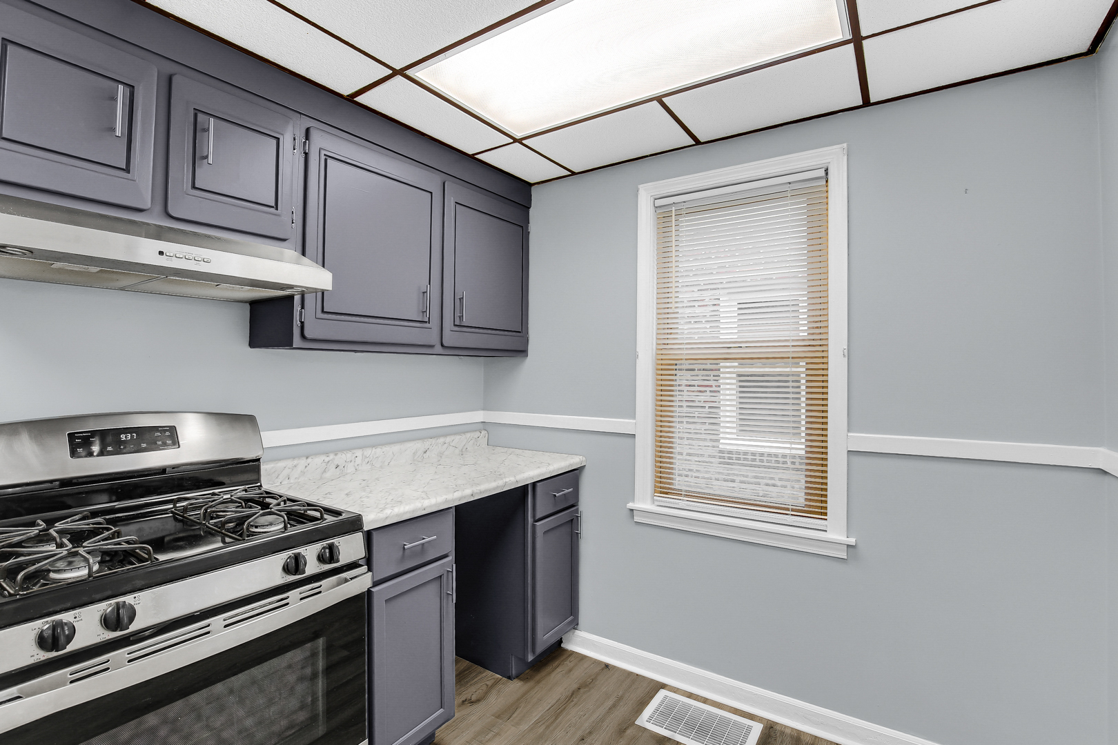 425 Webb Street Property Photo 8