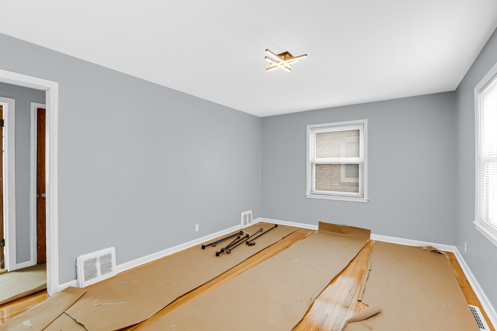 425 Webb Street Property Photo 14