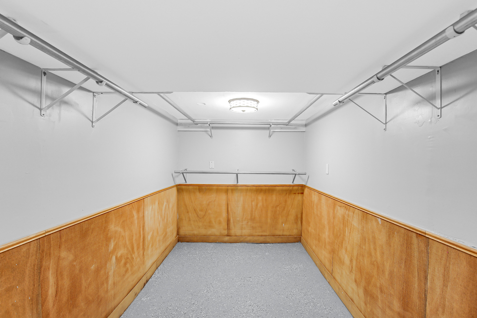 425 Webb Street Property Photo 18