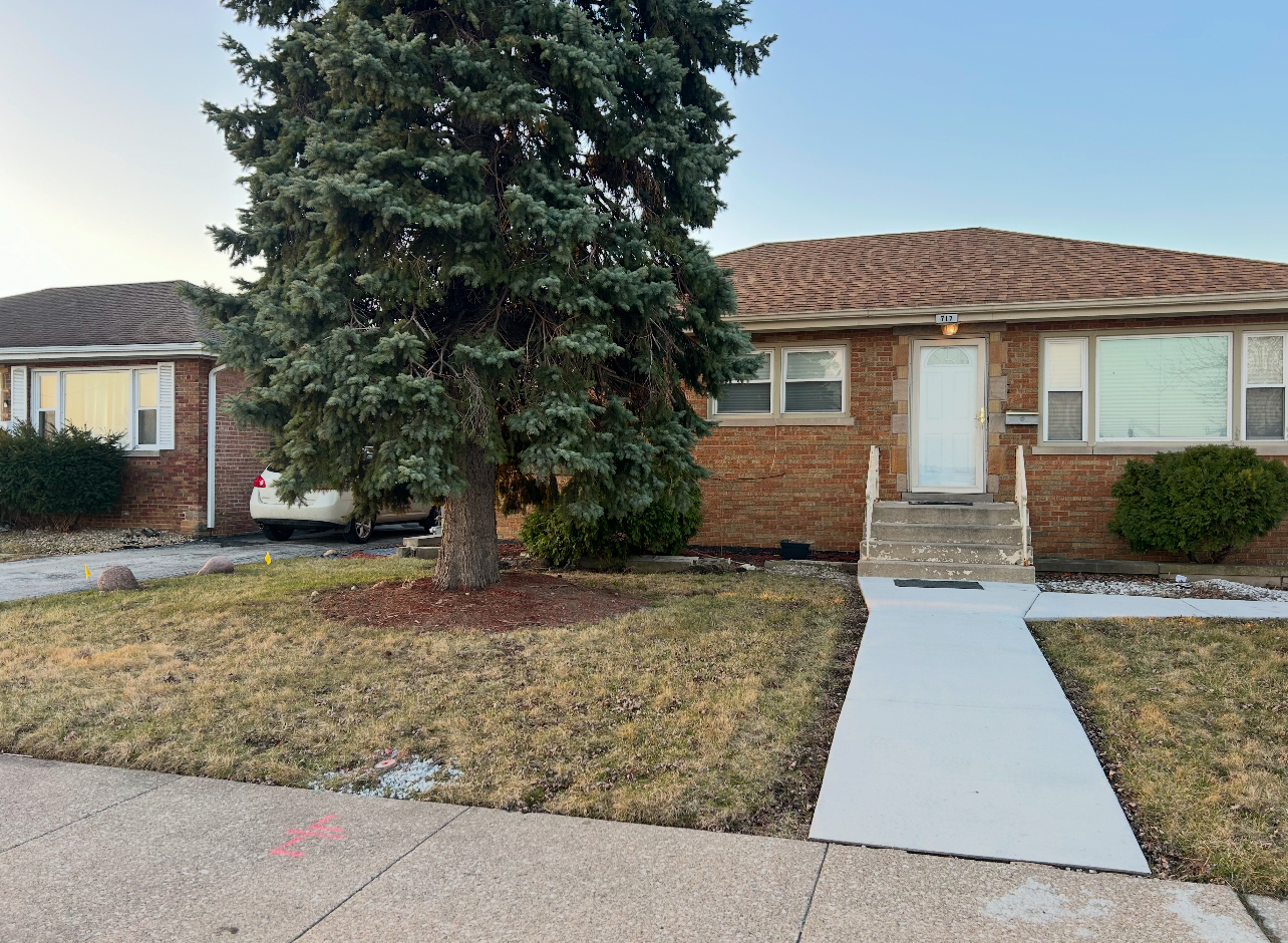 717 E 154th Street Property Photo 1