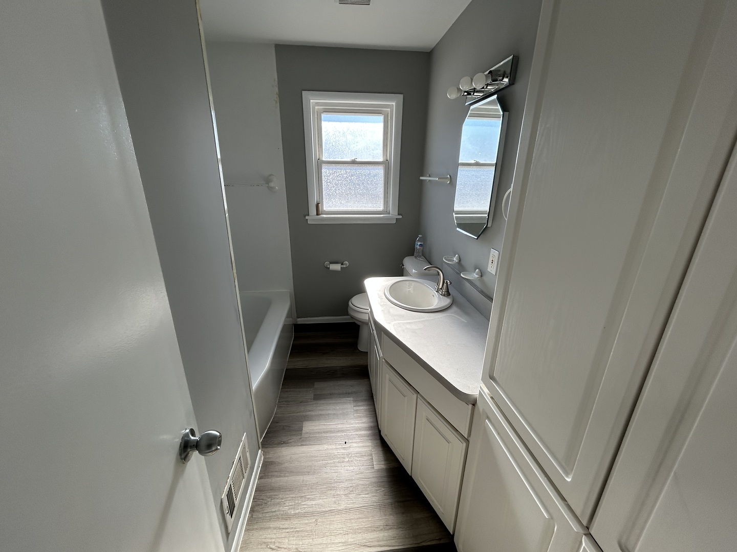 717 E 154th Street Property Photo 8