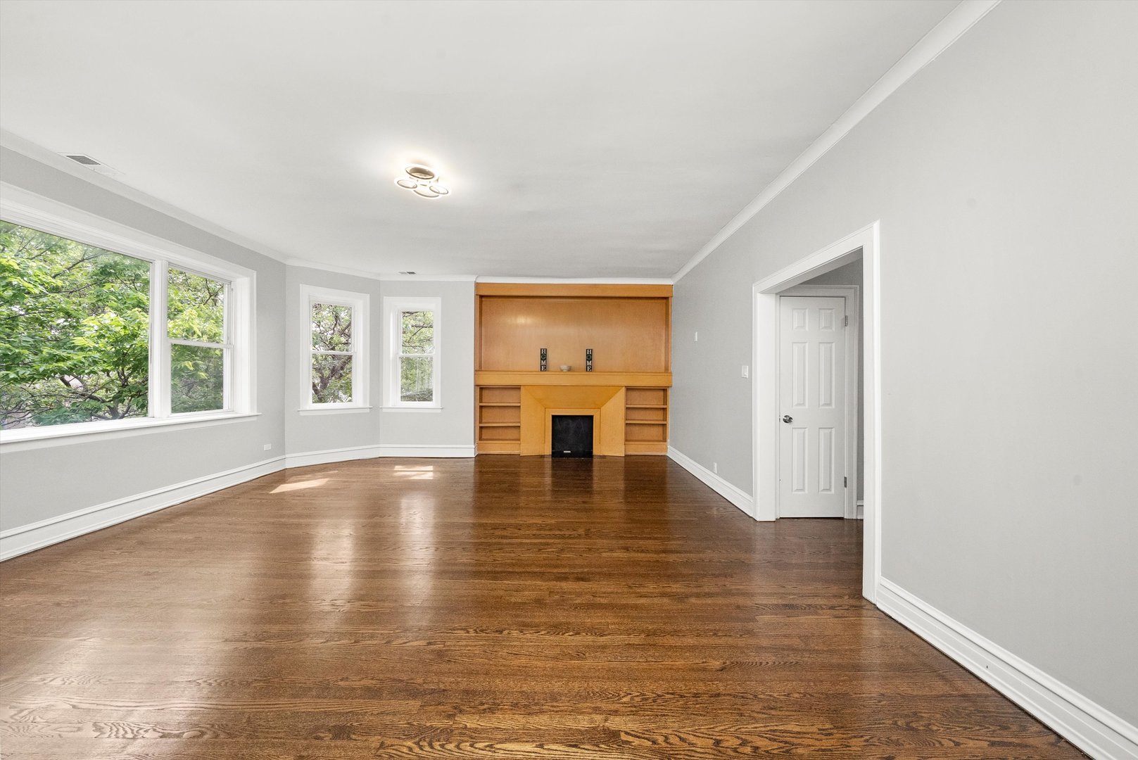 5426 W Jackson Boulevard Property Photo 5