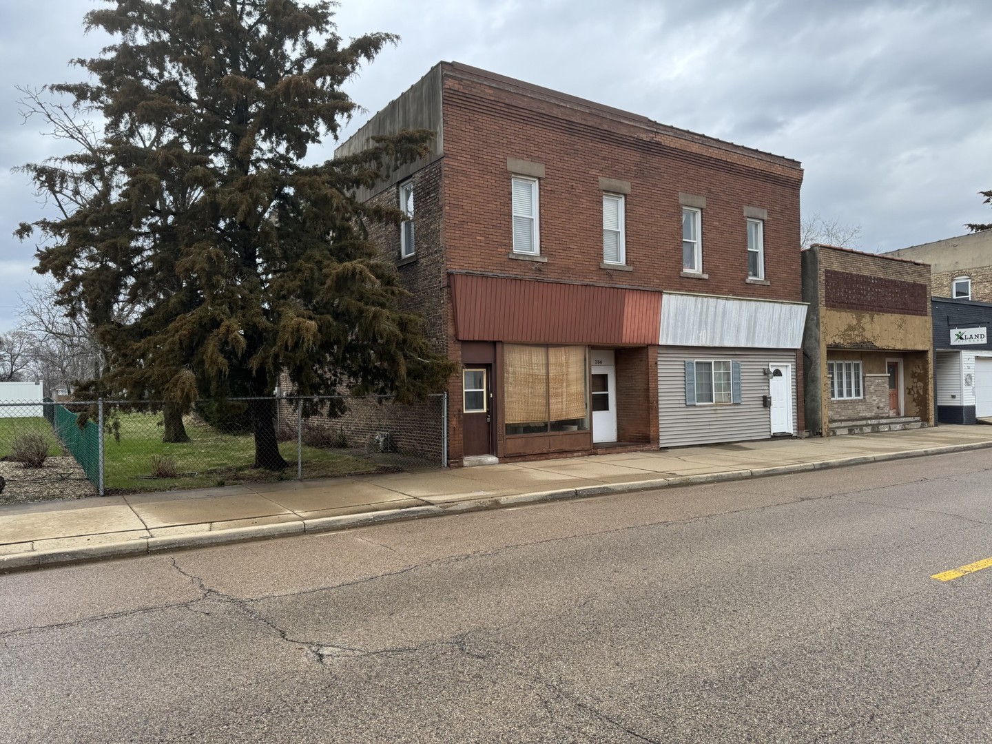 314 E Walnut Street Property Photo 1