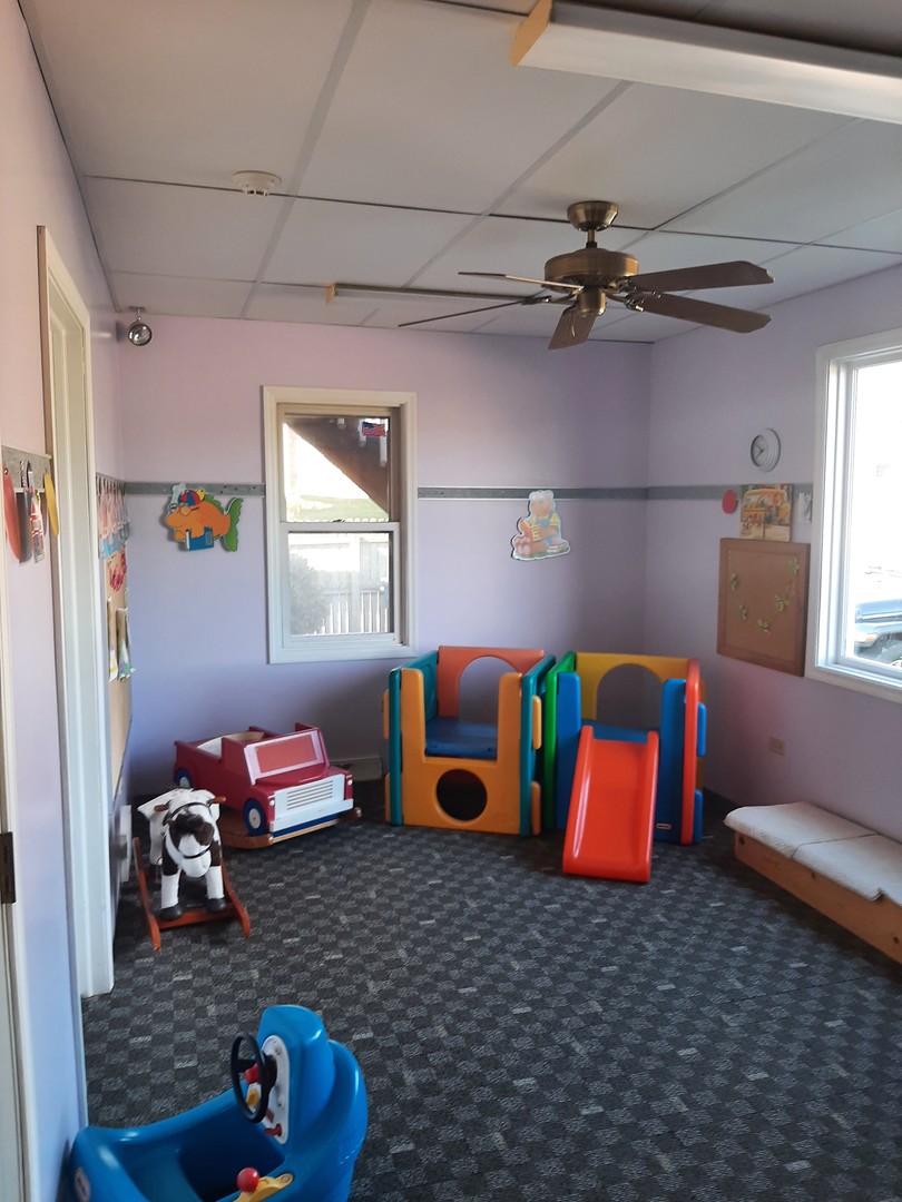 250 Peru Street Property Photo 4